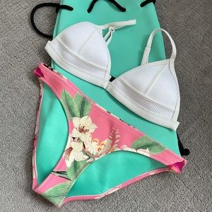 Triangl Bikini Set